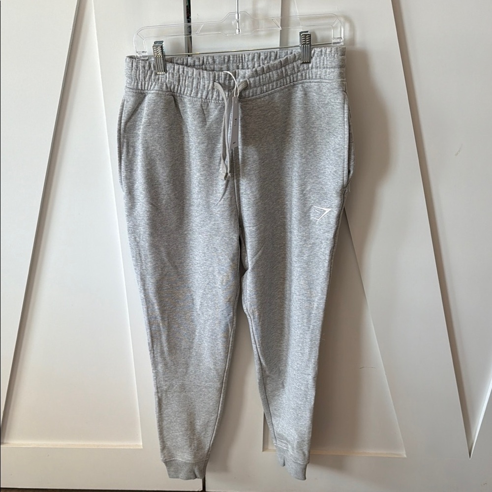 NWT Gymshark Crest Joggers ~ S (slim fit)